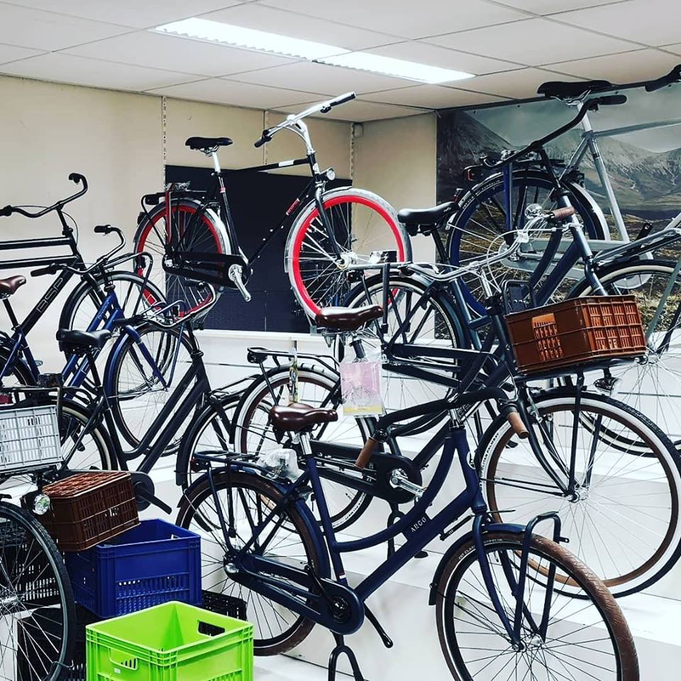 Grote fietsenwinkel Rotterdam Avalon BSP transportfietsen en opafietsen omafietsen kopen bij de