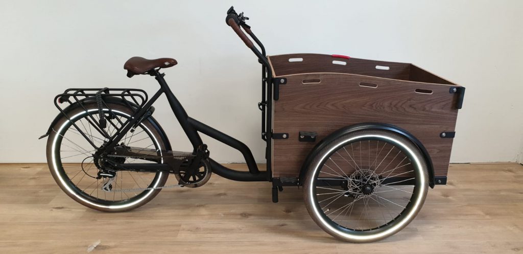 Mavi-E-Bakfiets-26inch-7V-BAFANG-H400-HD-460Wh-Mat-Zwart