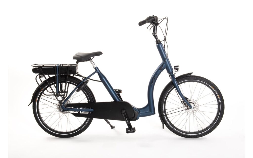 Elektrische fiets met extra lage instap midden motor Aldo Finestra Blauw